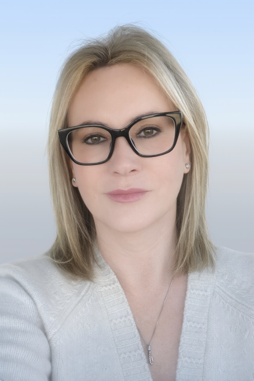 Firefly_Cambia el fondo de la imagen pon un fondo claro degradado 995208 (Mediana)